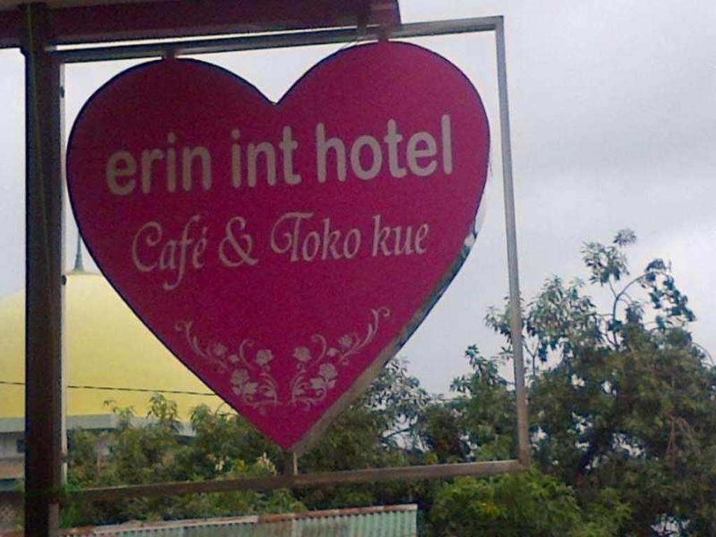 Erin Int Hotel Makassar Eksteriør bilde